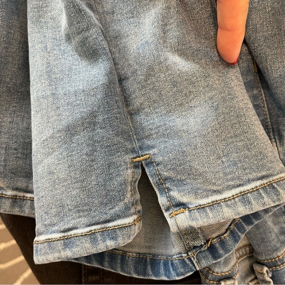 Ad:  Curves 360 By NYDJ Cropped Jeans Women's Sz 10 Blue High Rise - Picture 7 of 8